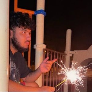 Meet your Posher, Christian